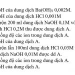 Tính pH của dung dịch Ba(OH)2 1M: Bước đầu tiên là tính số mol OH- trong 200ml dd Ba(OH)2 1M, sau đó sử dụng công thức pH = 14 + lg[OH-] để tính giá trị pH.